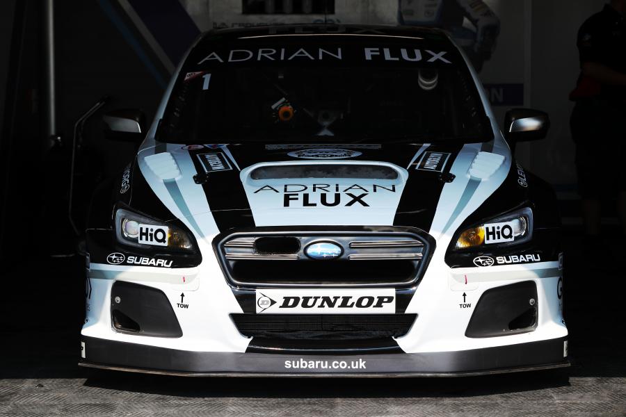  Adrian Flux Subaru Levorg GT BTCC 2016 года  (фото 2 из 32)